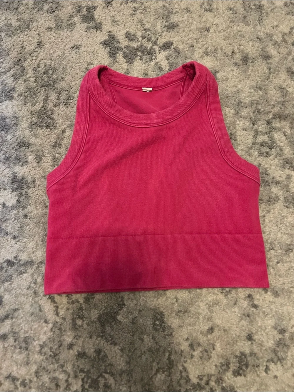 ALO Yoga Seamless Delight Tank Fuchsia